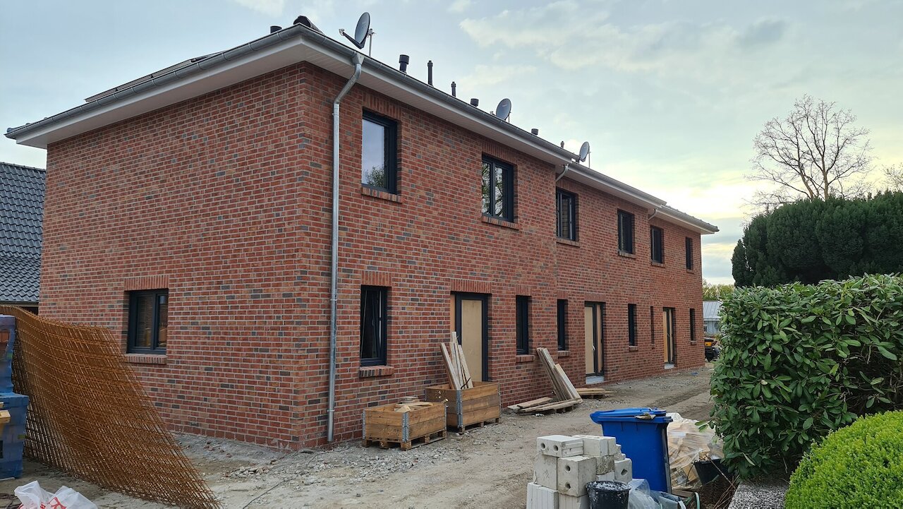 Entry 75 Image 2
